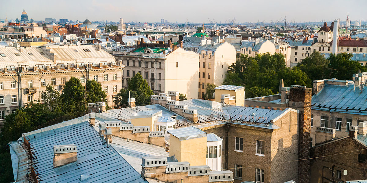 Скрытая жизнь Северной столицы: о чем рассказывают и молчат дворы  Петербурга