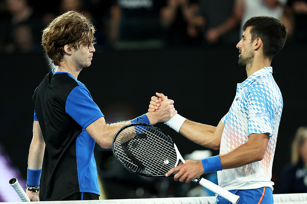 Андрей Рублев и Новак Джокович во время чемпионата Australian Open. Мельбурн, 25 января 2023 год