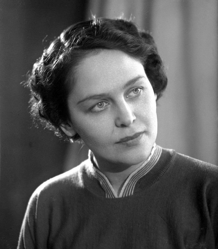 Галина Карелина