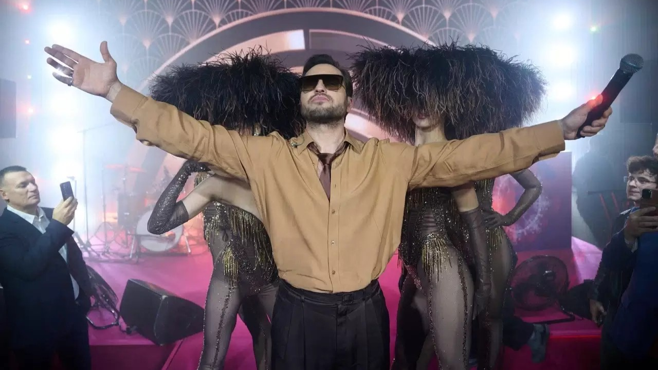 Дружба народов, Пирожков и самовары