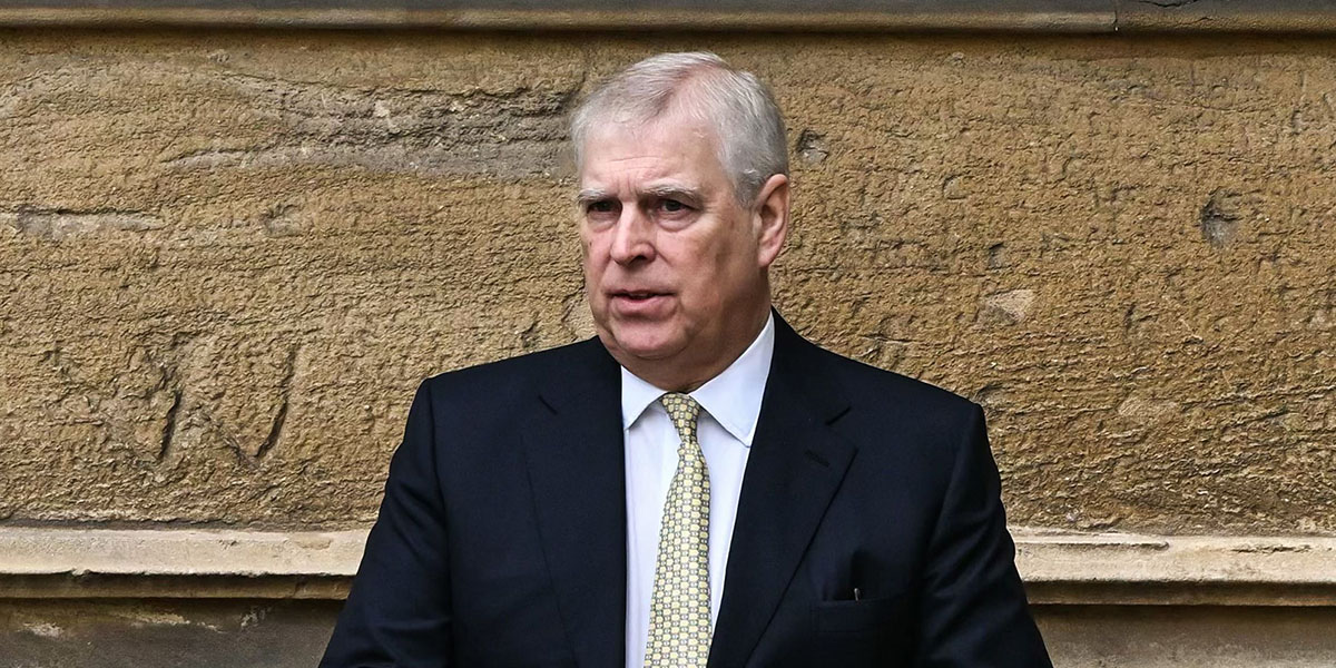 Экс-принцу Эндрю запретили ездить на лошадях, чтобы его не видели радостным