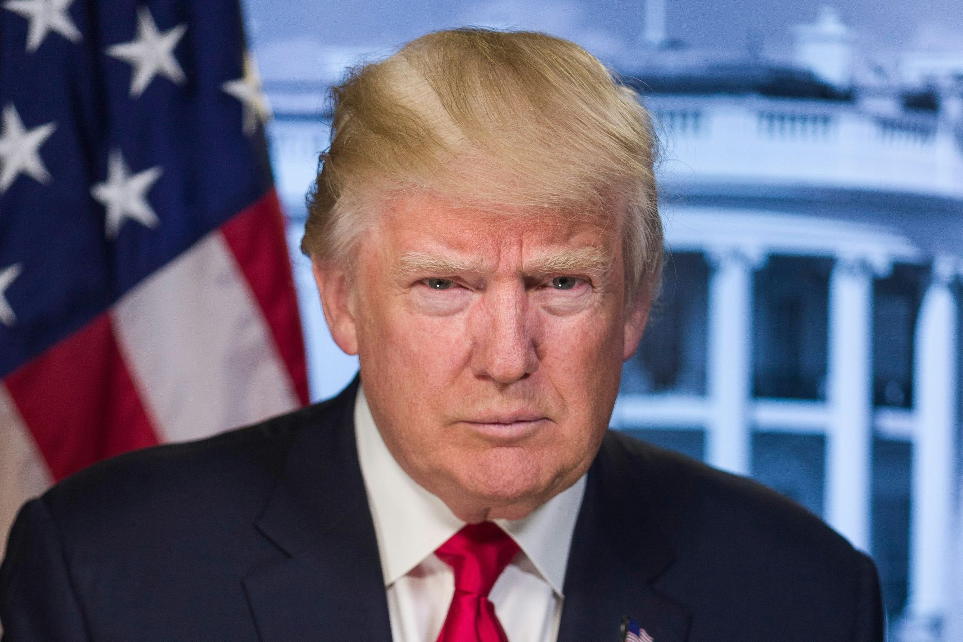 Стала известна сумма исковых требований Трампа к WSJ