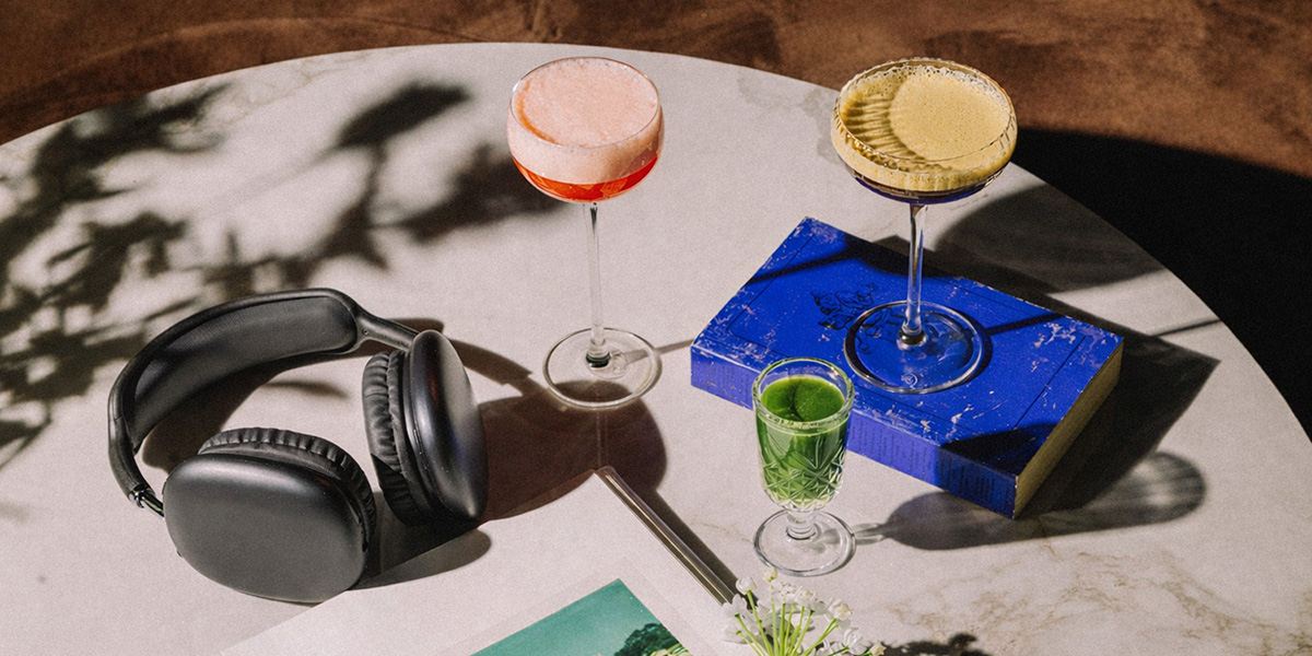 Театр в баре, парфюм от ресторана и новые открытия: чем удивляет Москва в марте