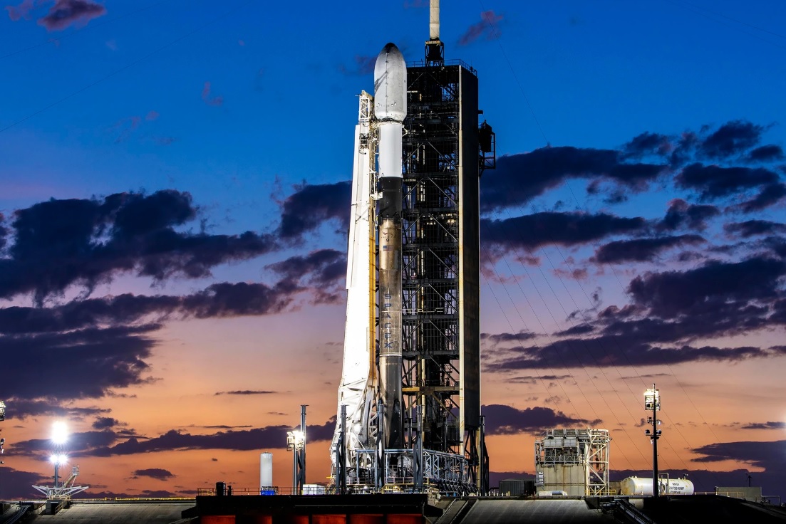 Ракета Falcon 9 на космодроме во Флориде