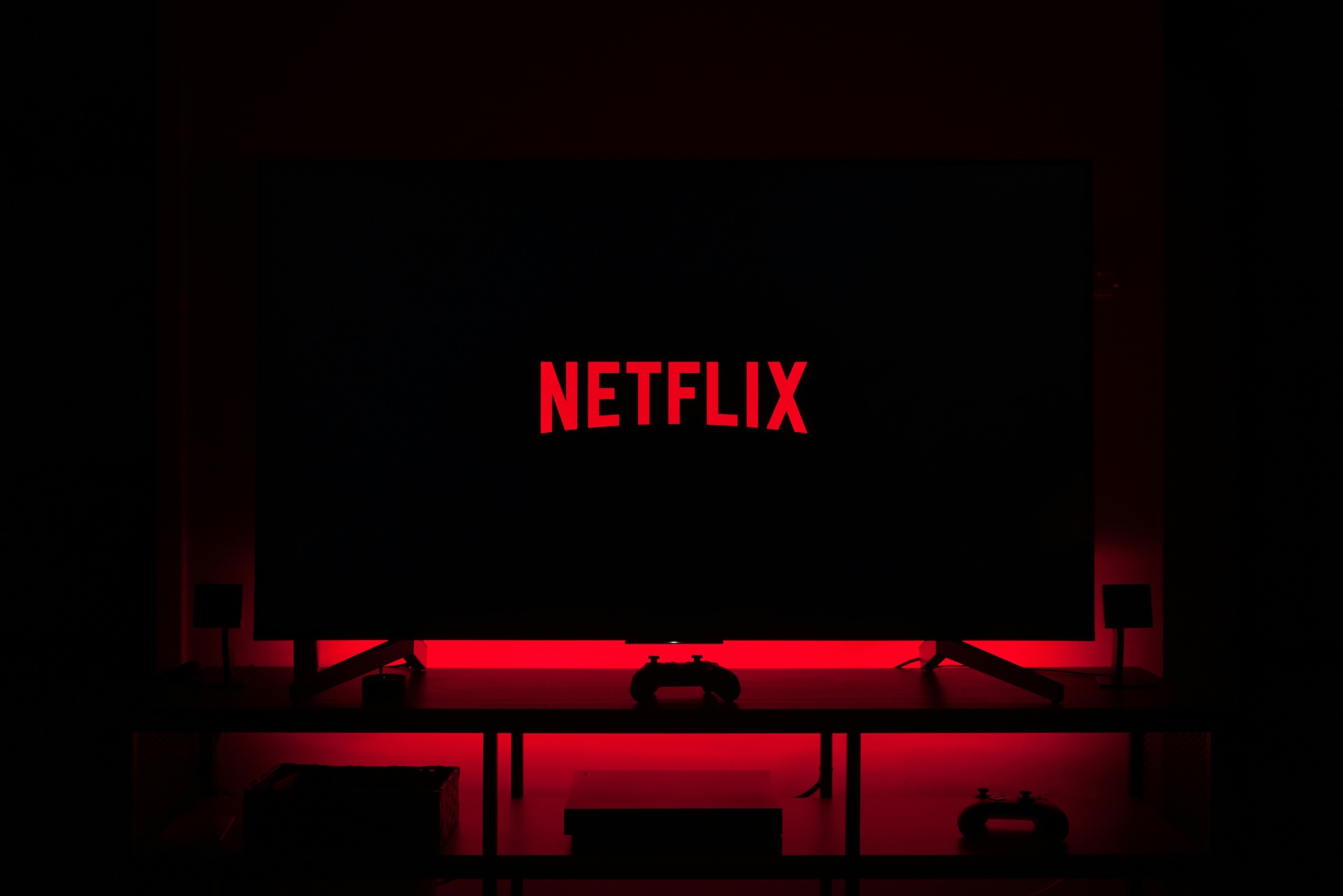 Slash Film: Брэд Питт помогает Netflix снимать успешные сериалы