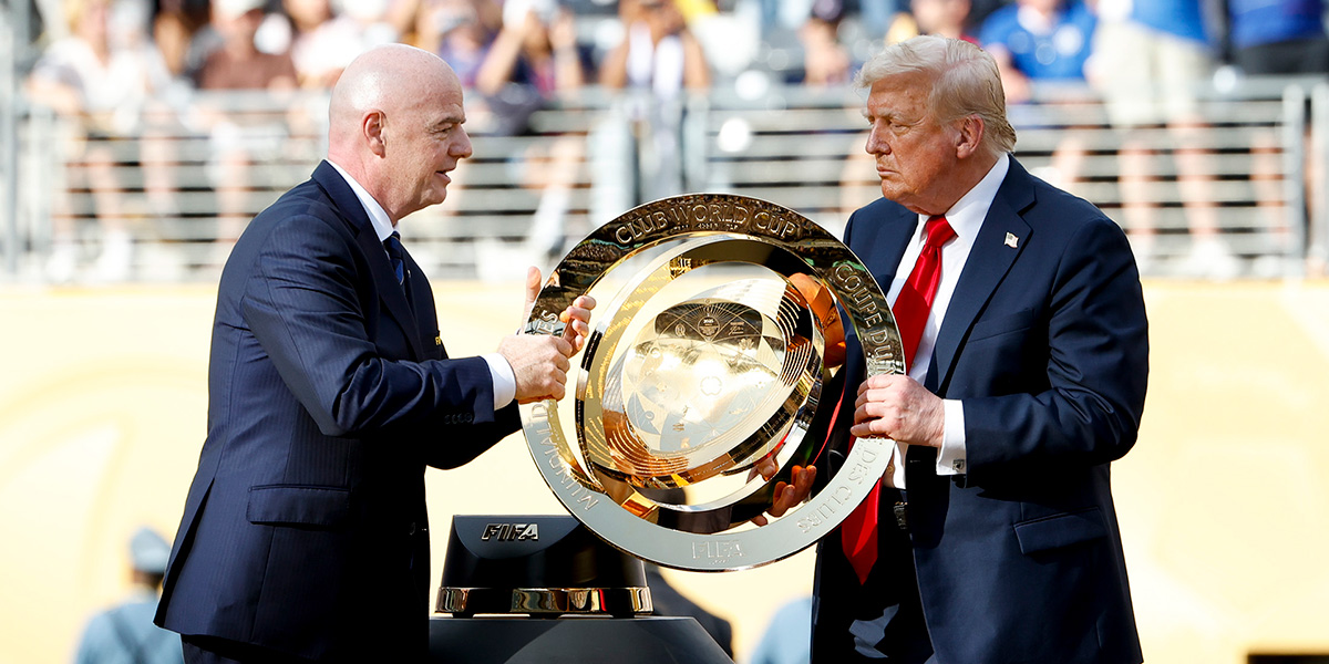Трамп забрал себе оригинал трофея клубного чемпионата мира по футболу