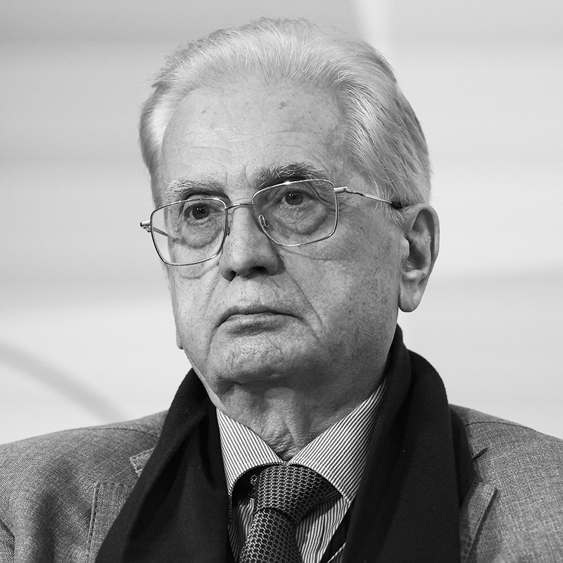 Михаил Пиотровский