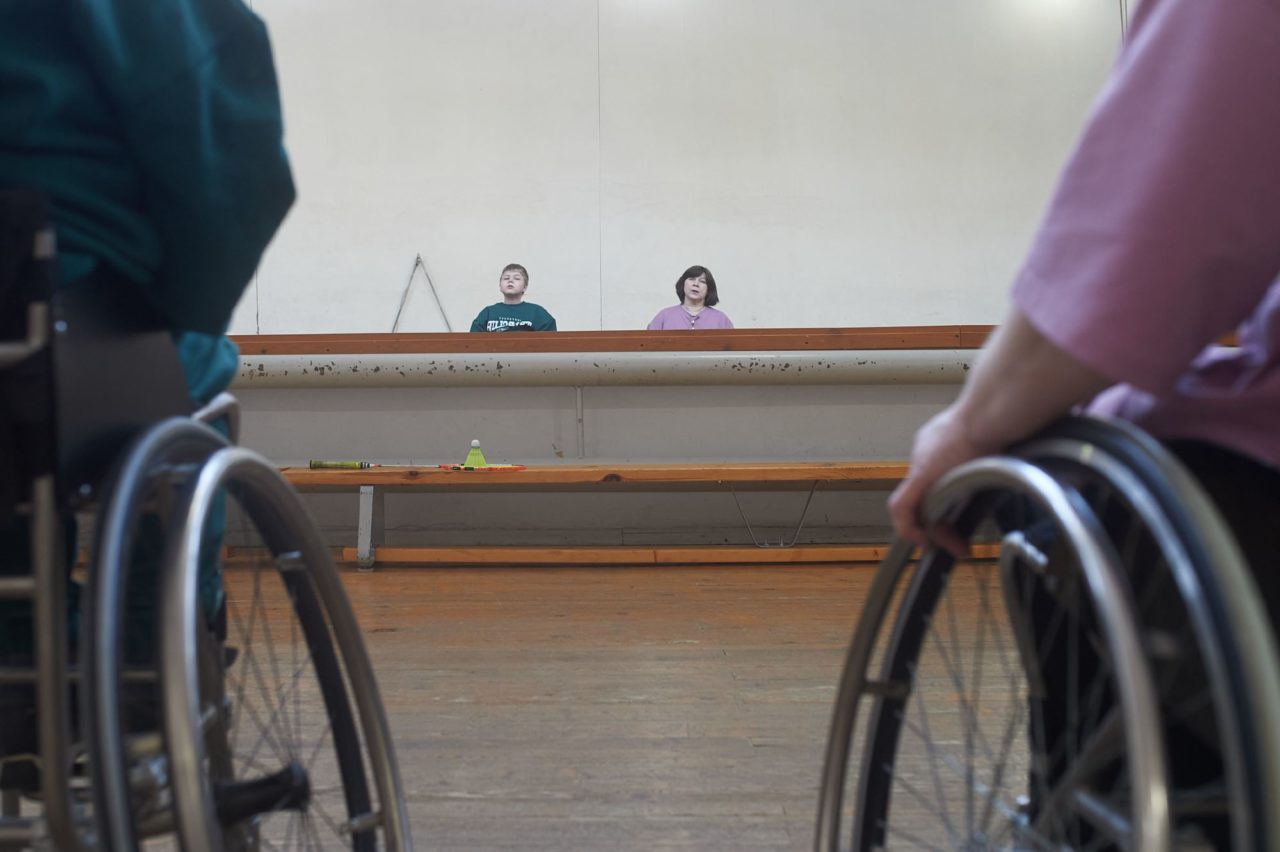 Никита и хореограф Елена на занятиях ансамбля танца на колясках «Гротеск»