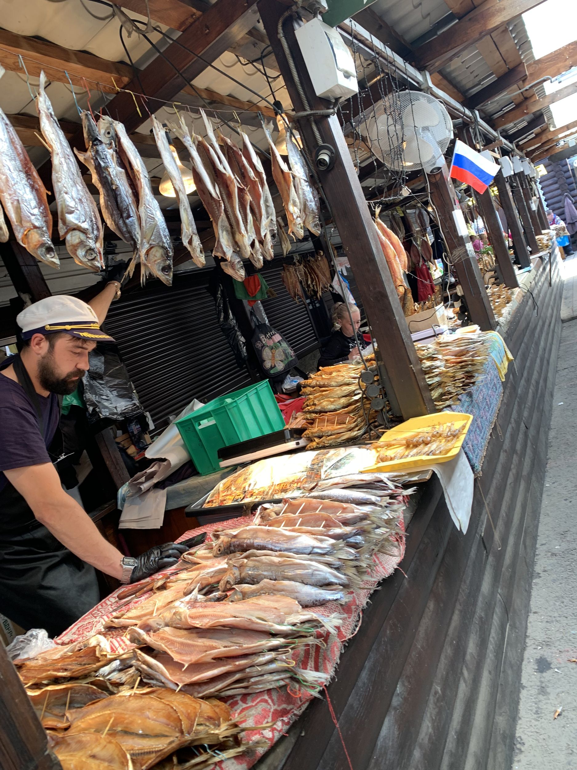 Рынок в Листвянке