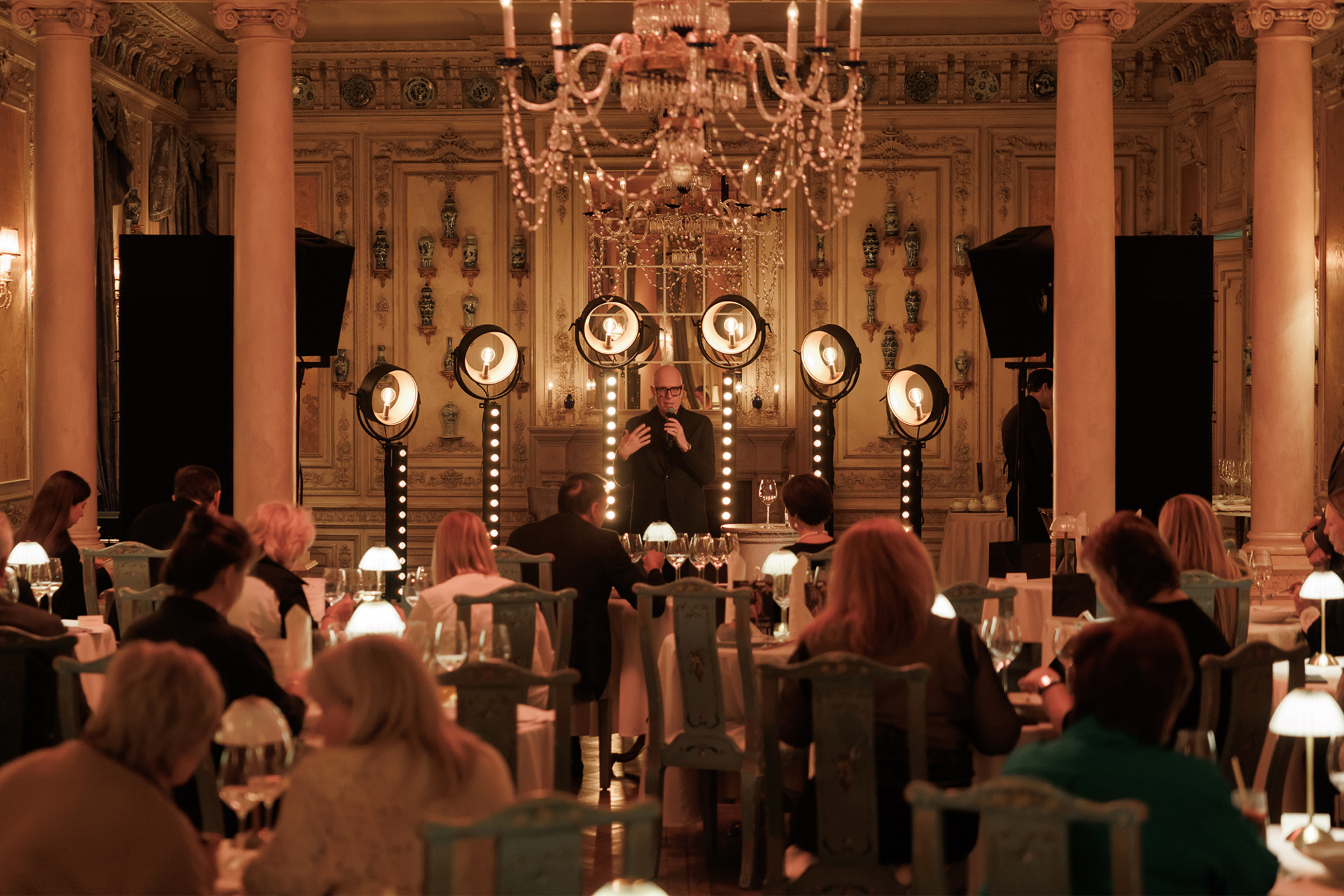 К Всемирному дню театра T-Private запустил «театральную программу»