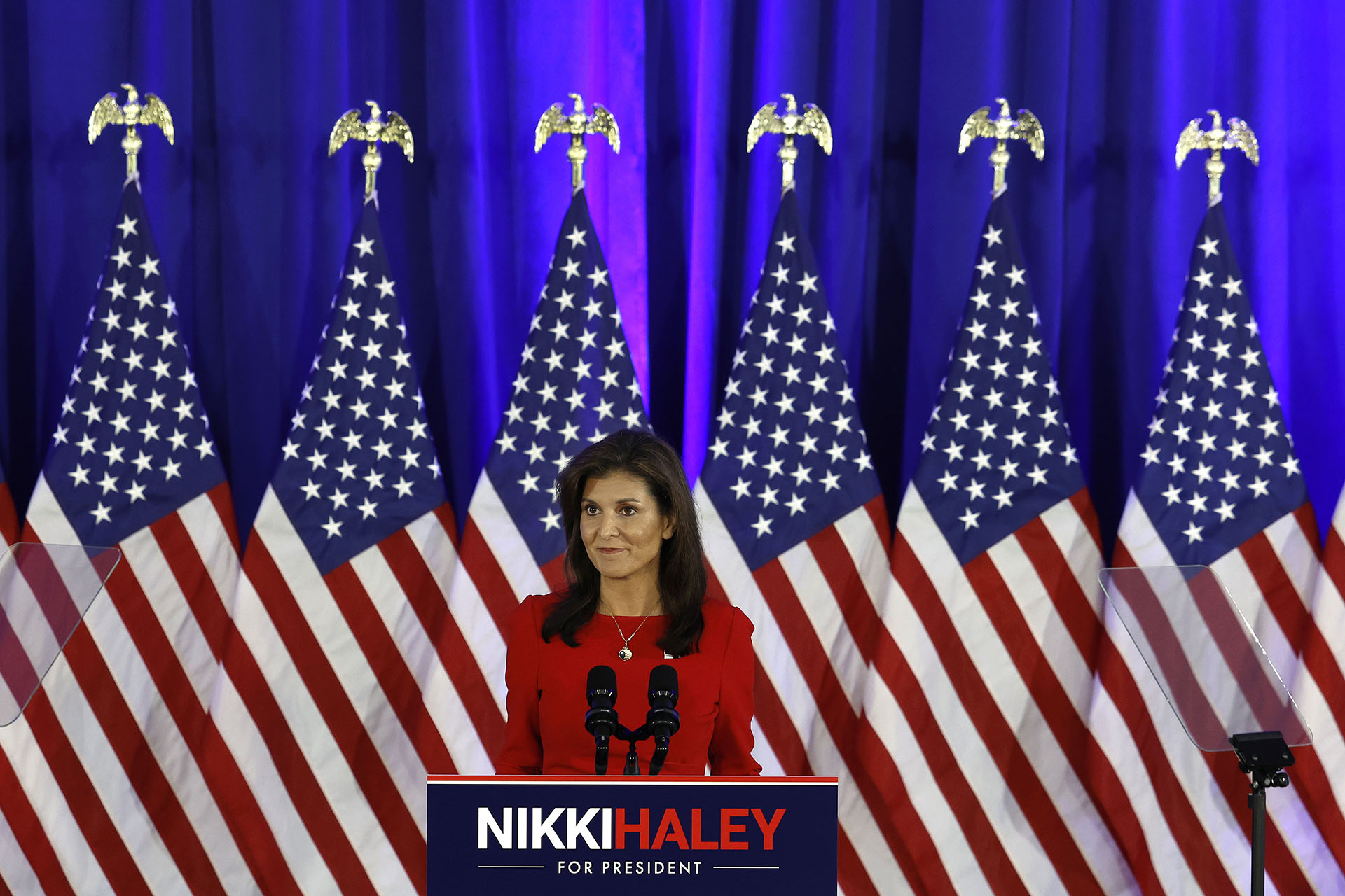 Никки Хейли объявляет о выходе из президентской гонки в своем предвыборном штабе, 6 марта 2024 года
