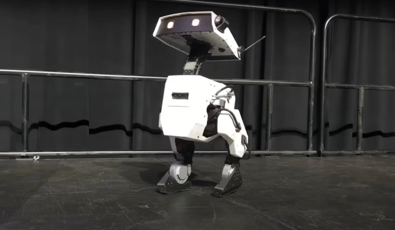 В Walt Disney Imagineering создали робота, похожего на главного героя анимационного фильма «ВАЛЛ-И»