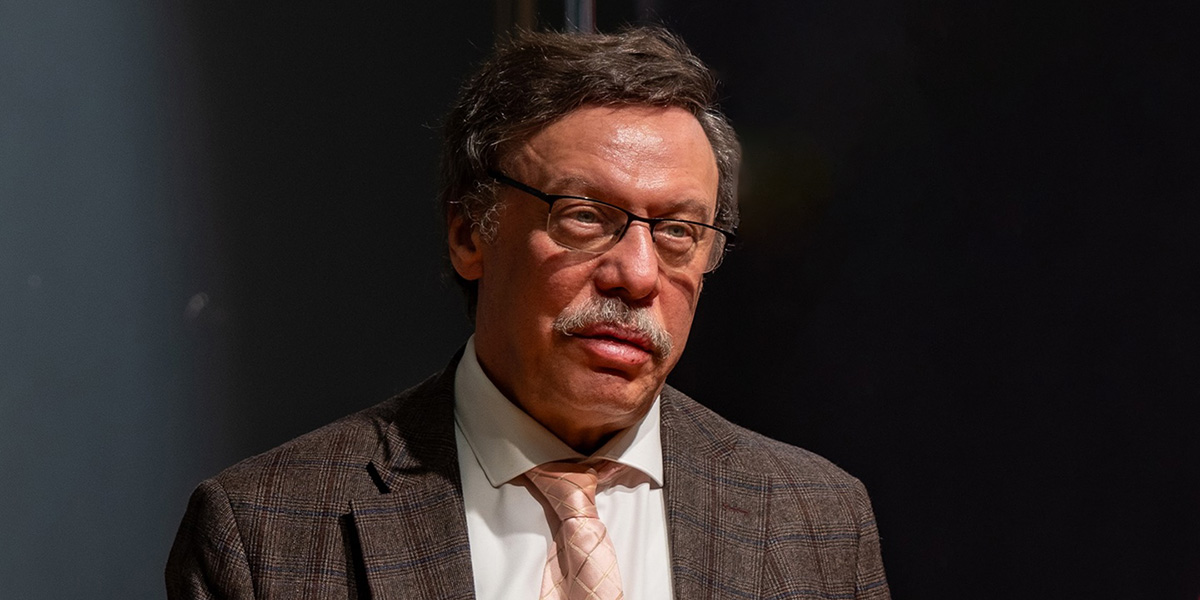 Юрист, госслужащий, театрал — «Неформат» Михаила Барщевского