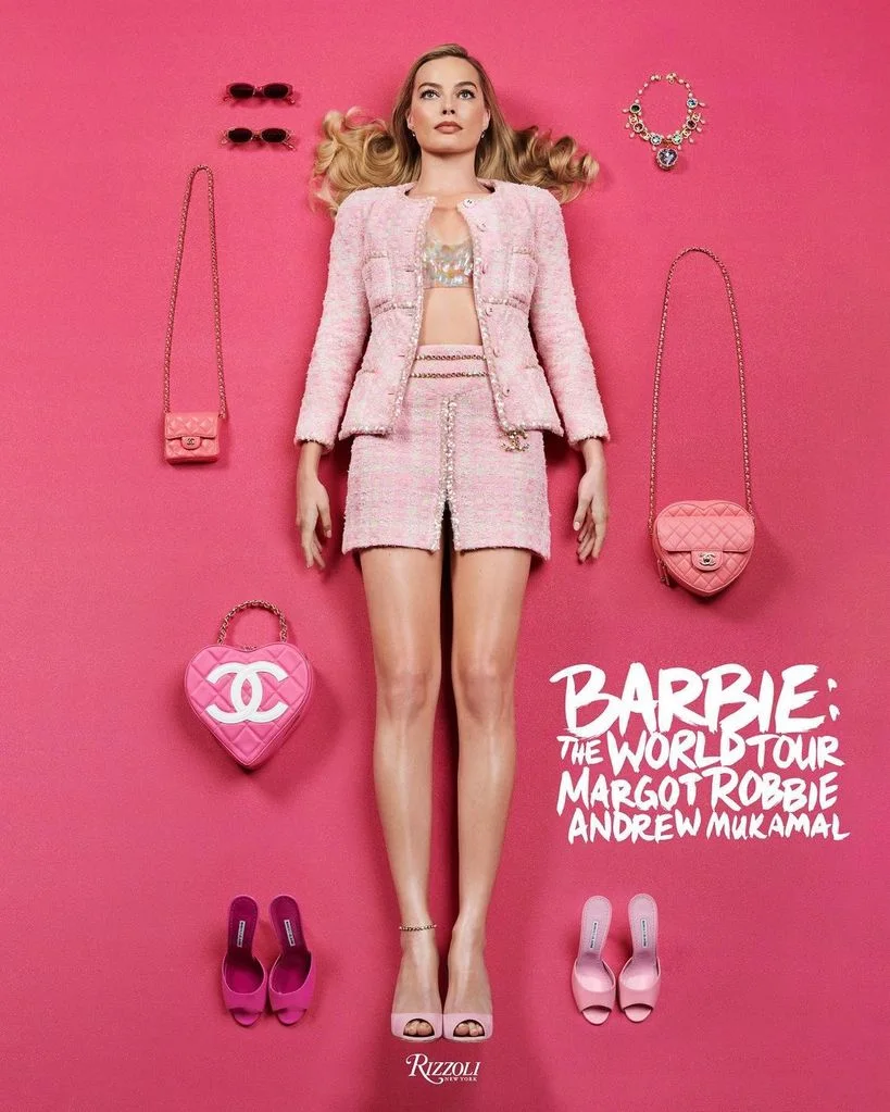 Обложка книги Barbie: The World Tour