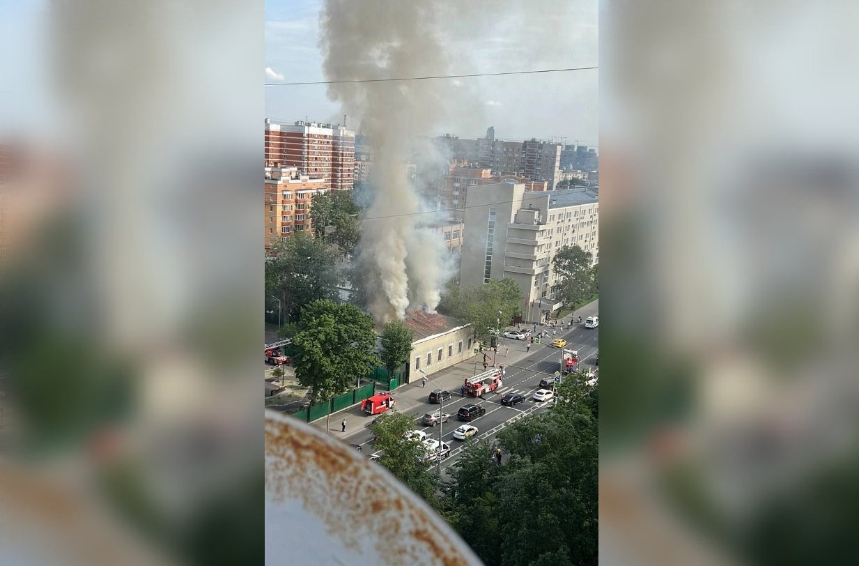 Пожар на Люсиновской улице в Москве