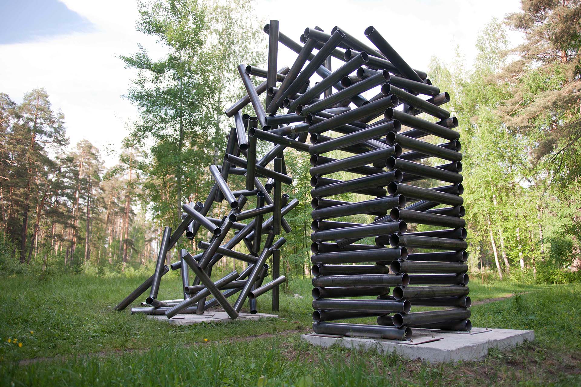 Роб Малхолланд, «Случайный акт деконструктивизма», 2013 год
