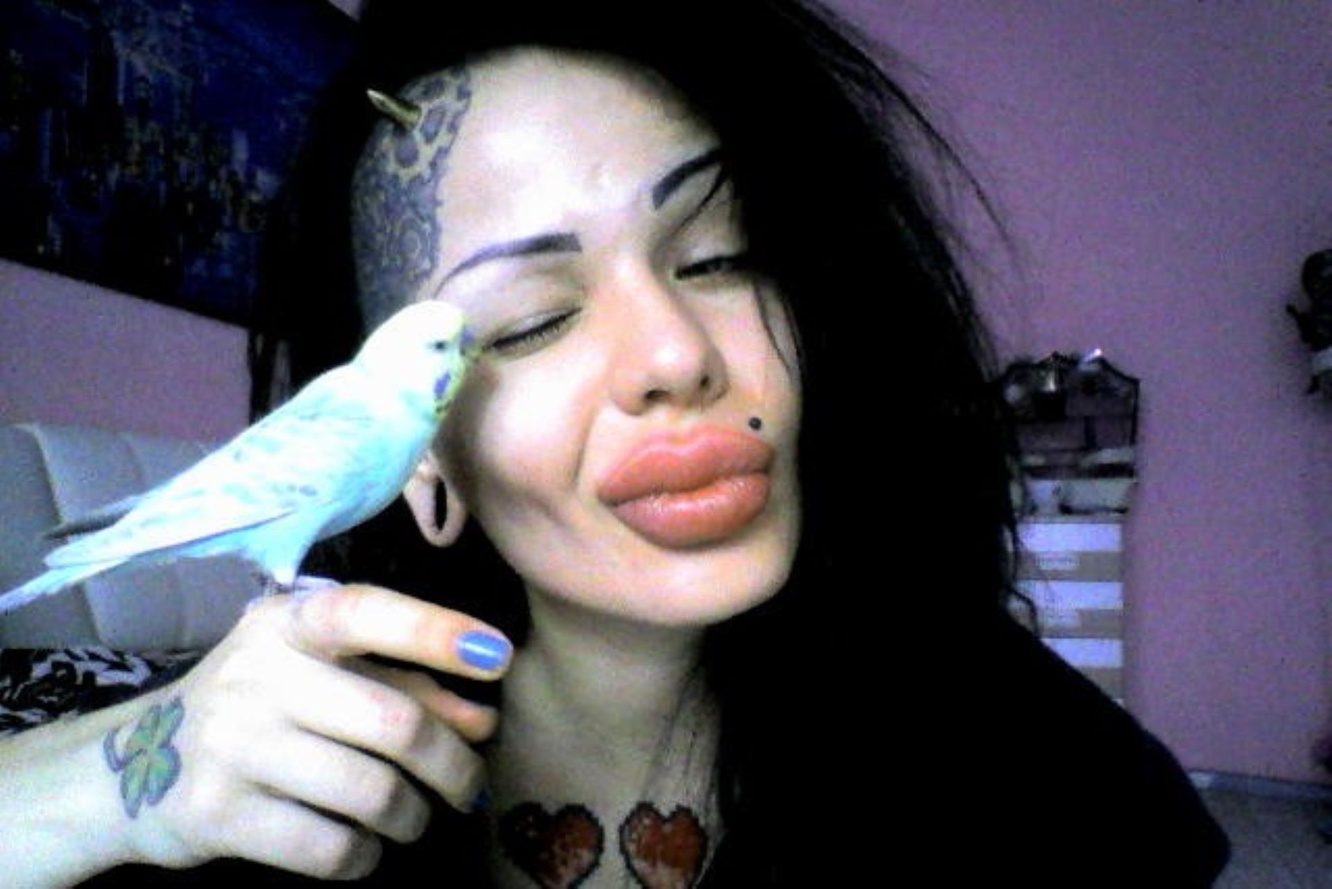 Жеке фотосурет және кілем Көліктегі кисканың суретін түсіру секс порно