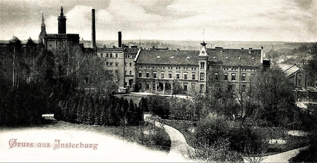 Комплекс зданий пивоваренного завода братьев Бернеккер, вид с юго-востока. Инстербург, 1899 год