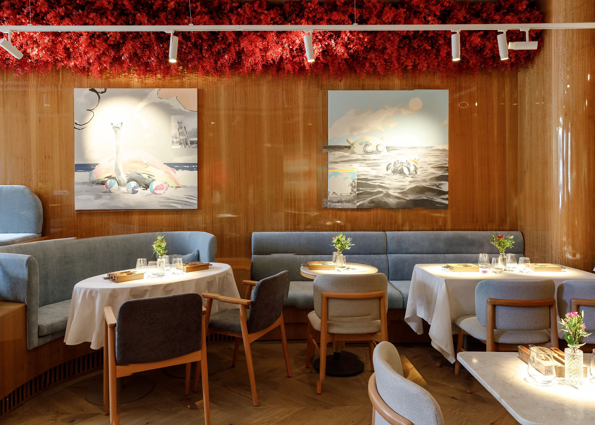 Интерьер AVA Bistro