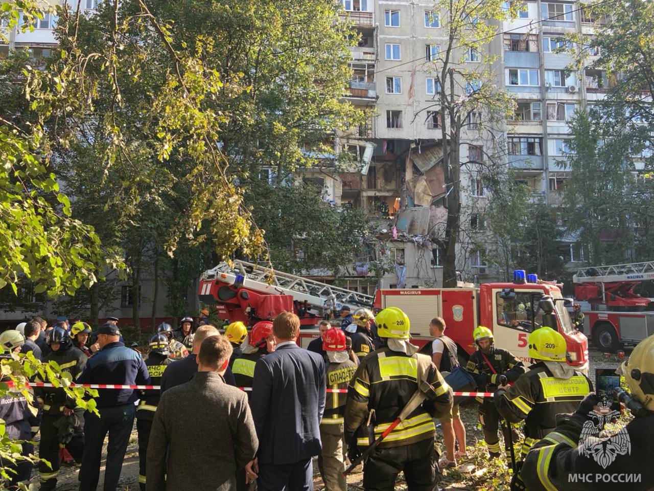 Тела матери и ребенка нашли под завалами дома в Балашихе