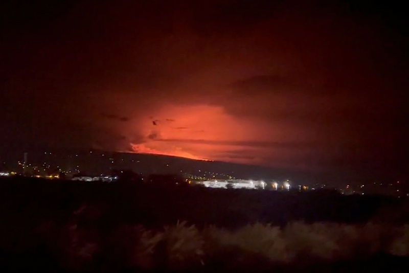 Вид на вулкан Мауна-Лоа. Гавайи, США, 28 ноября 2022 год