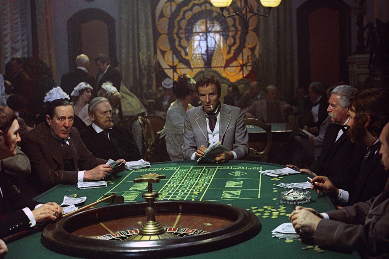 «И на рулетку смотрят с омерзением». Как играл и проигрывал Достоевский