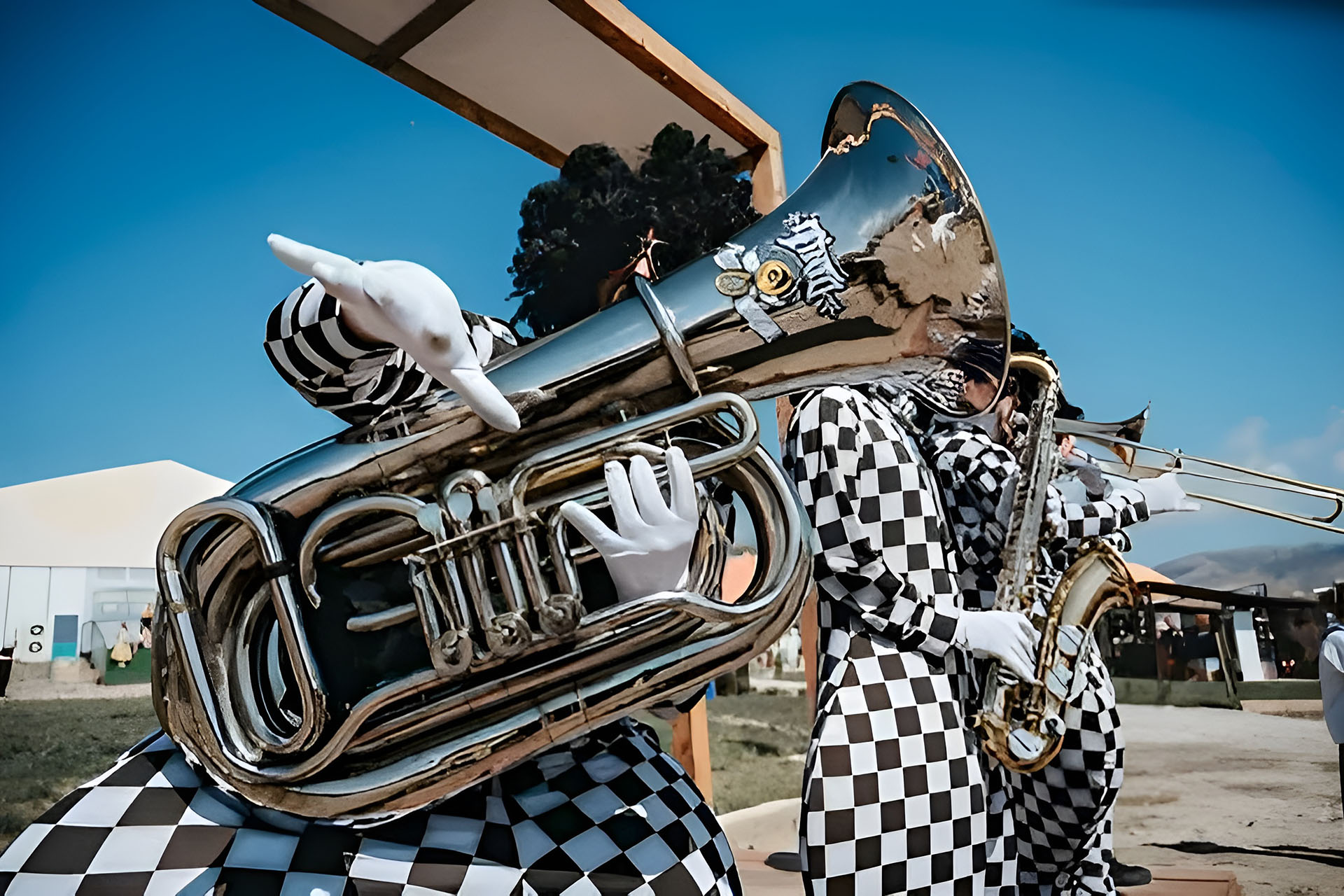 Оркестр Tinto Brass Band