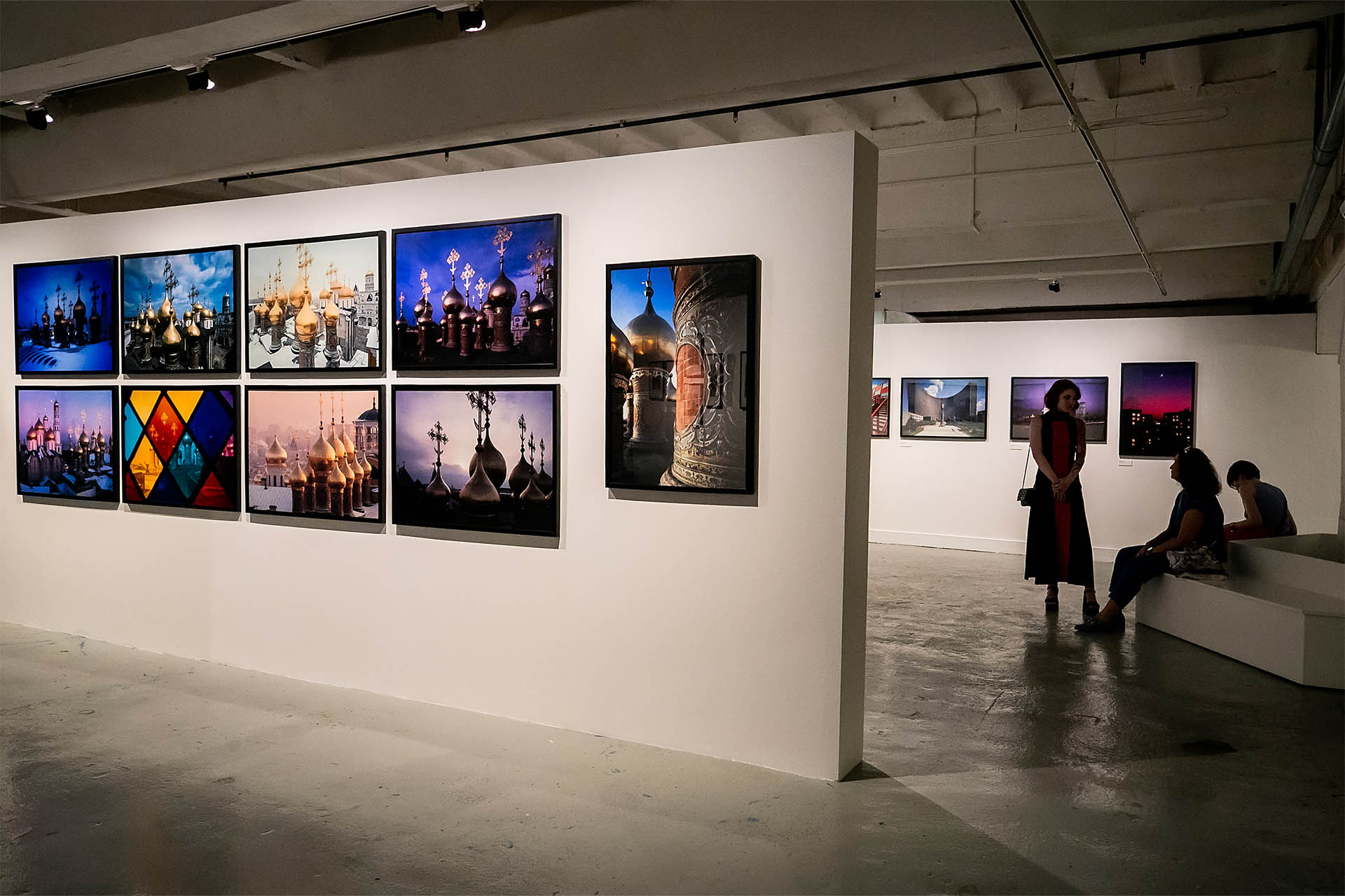 Фотографии Верхоспасского собора на выставке «Николай Рахманов. Цвет московской фотографии»
