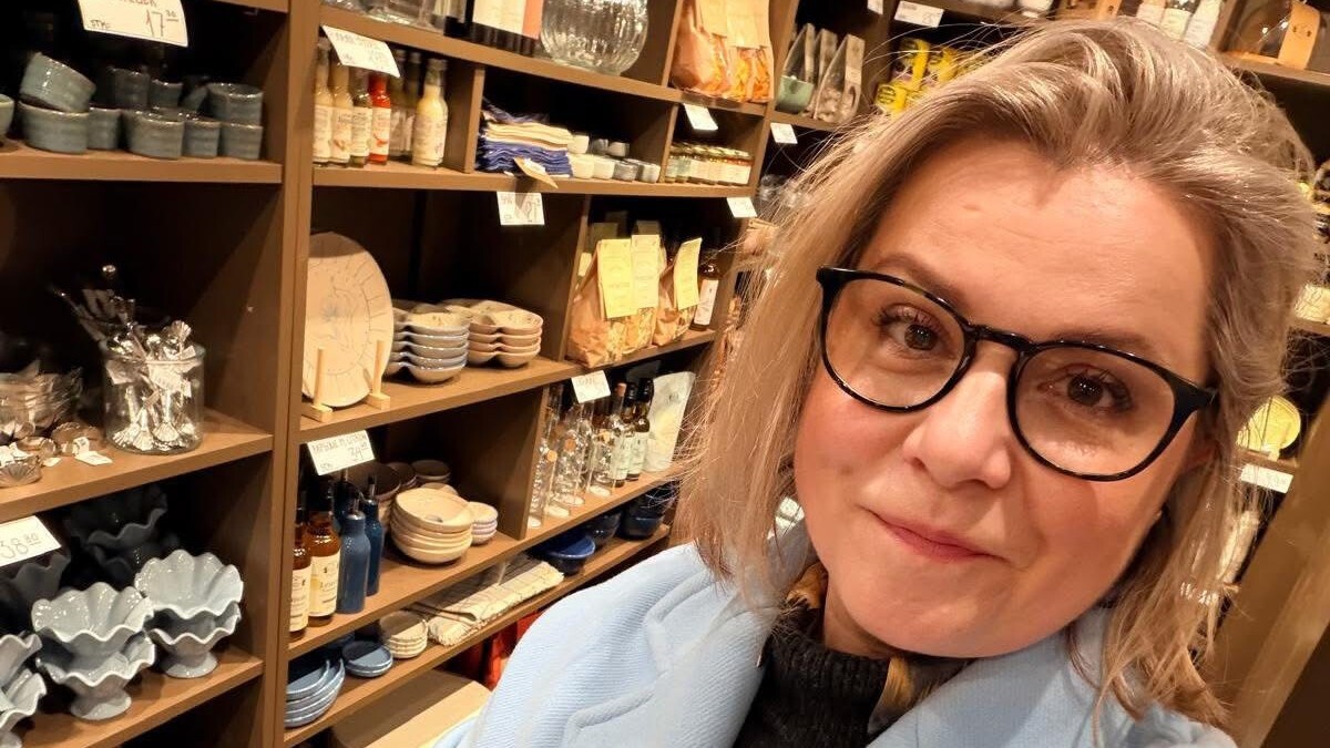 У меня новое развлечение: смотрю телевизор