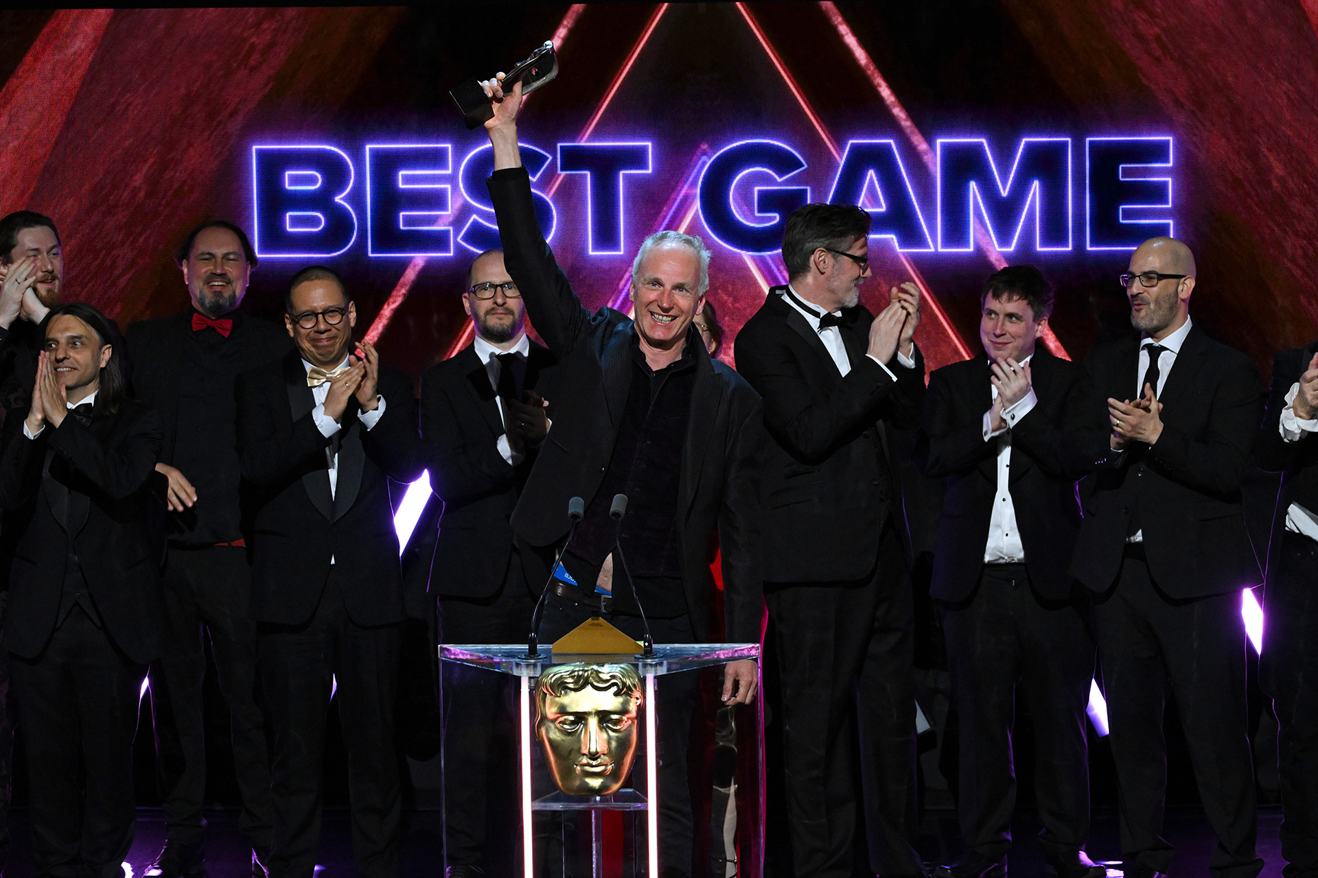Команда Larian Studios на церемонии вручения наград BAFTA Games Awards 2024