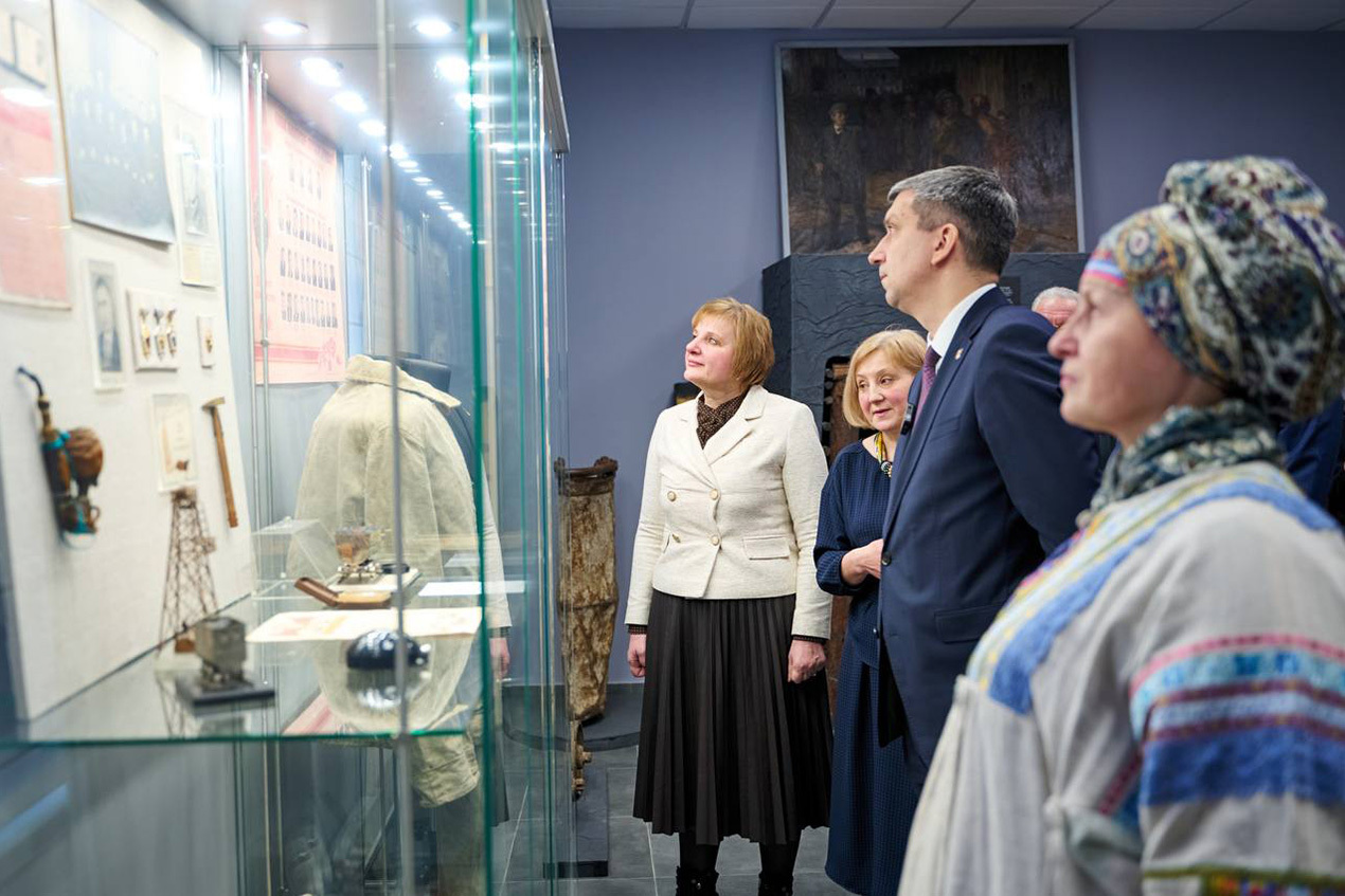 Экскурсия по экспозиции историко-мемориального музейного комплекса «Бобрики»