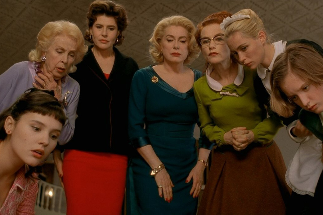 Кадр из фильма «8 женщин»