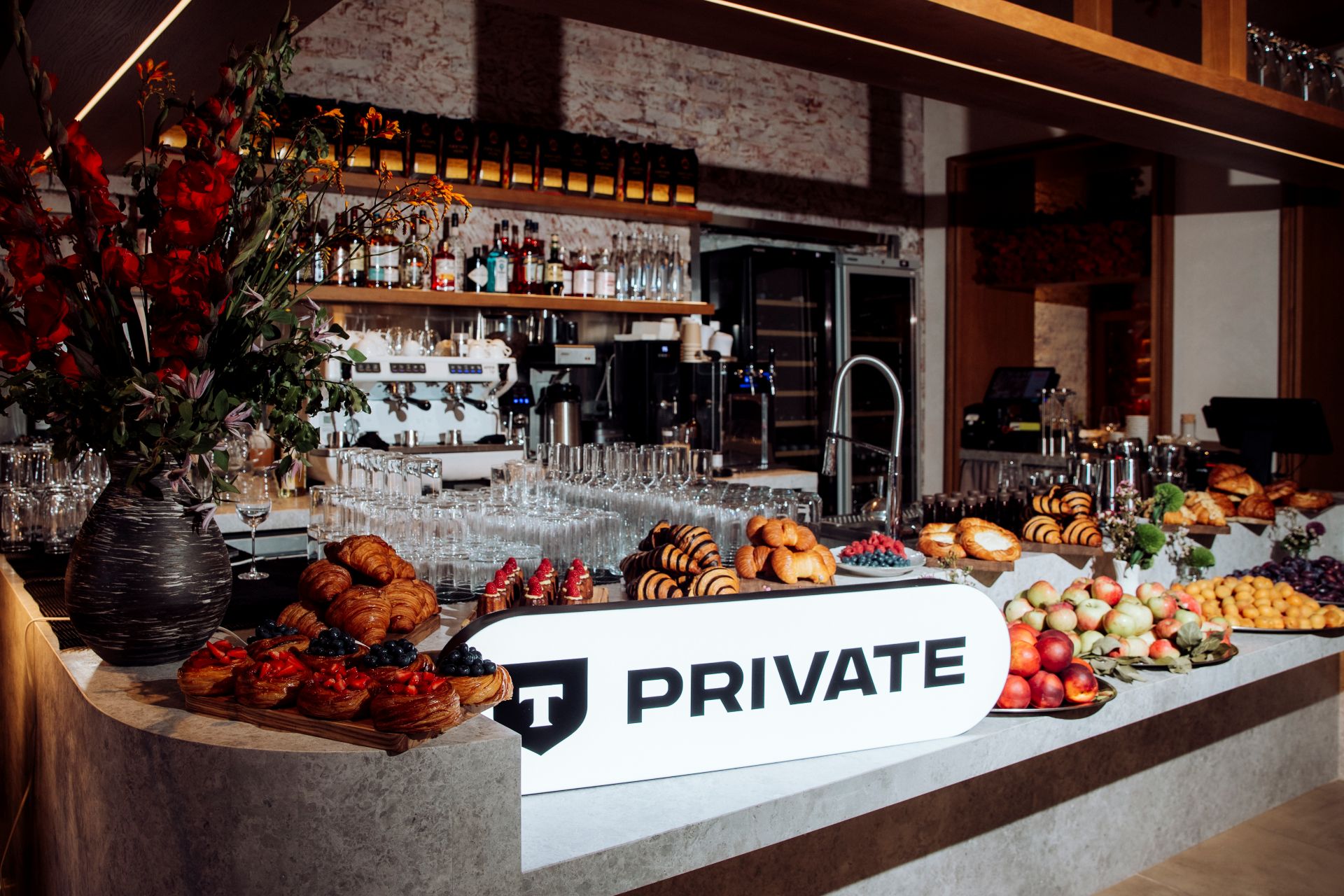 В ресторане AVA Bistro от AVA Team состоялся премьерный ужин