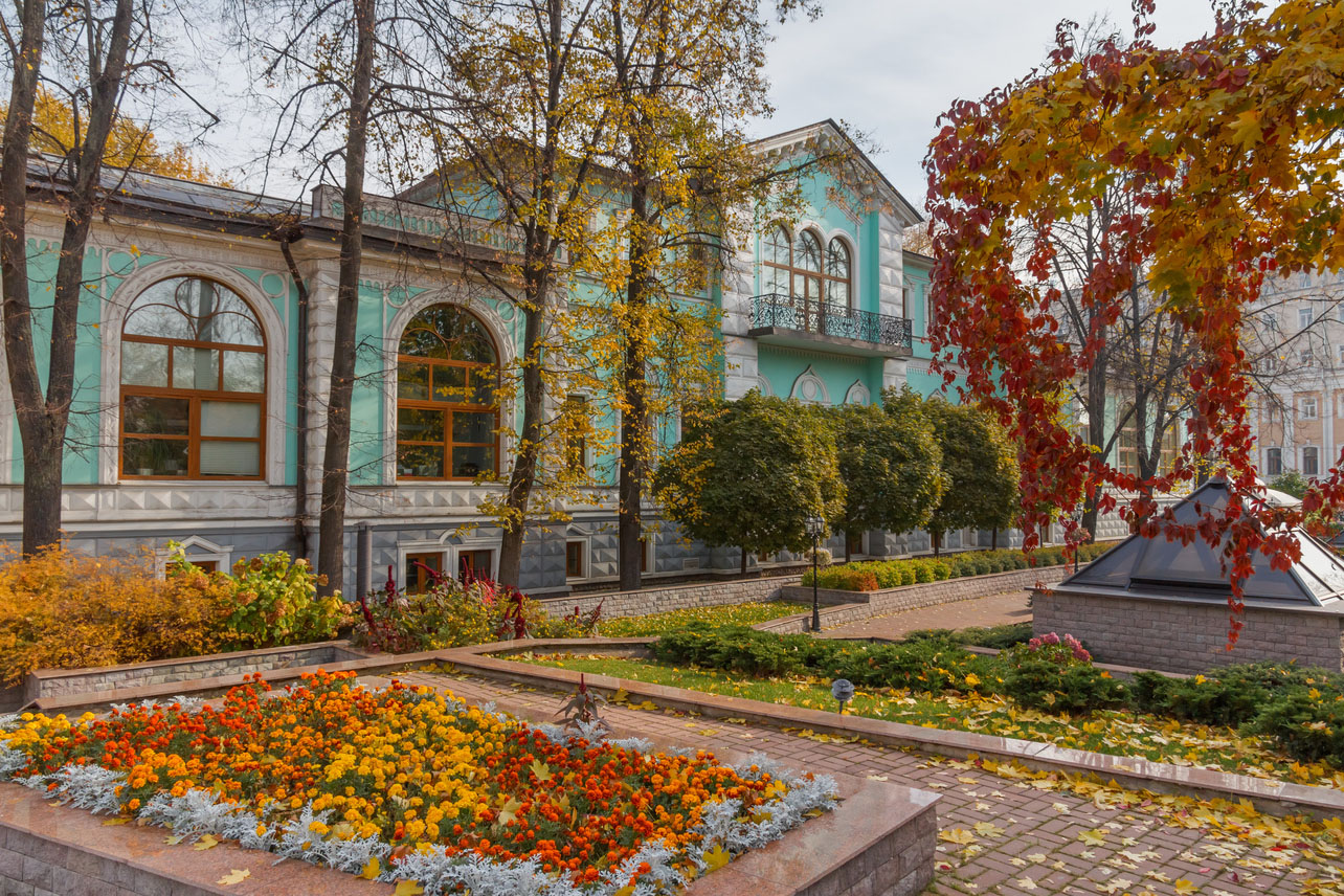 Особняк Морозовых в Большом Трехсвятительском переулке