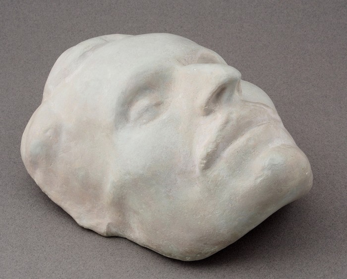 Посмертная маска Николая Гоголя
