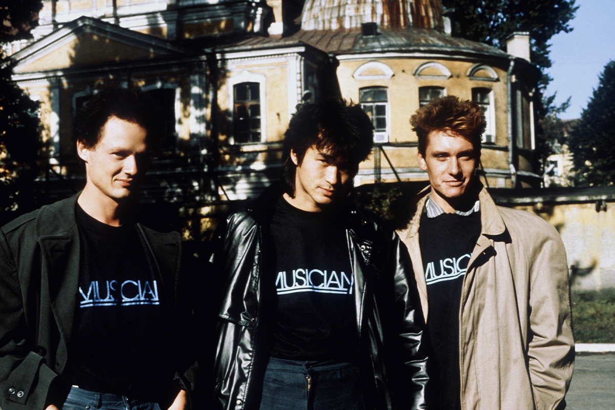 Саша Титов, Виктор Цой и Густав Гурьянов из группы «Кино», 1985 год