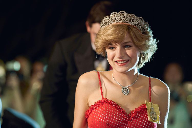 Эмма Коррин в роли принцессы Дианы в сериале «Корона»