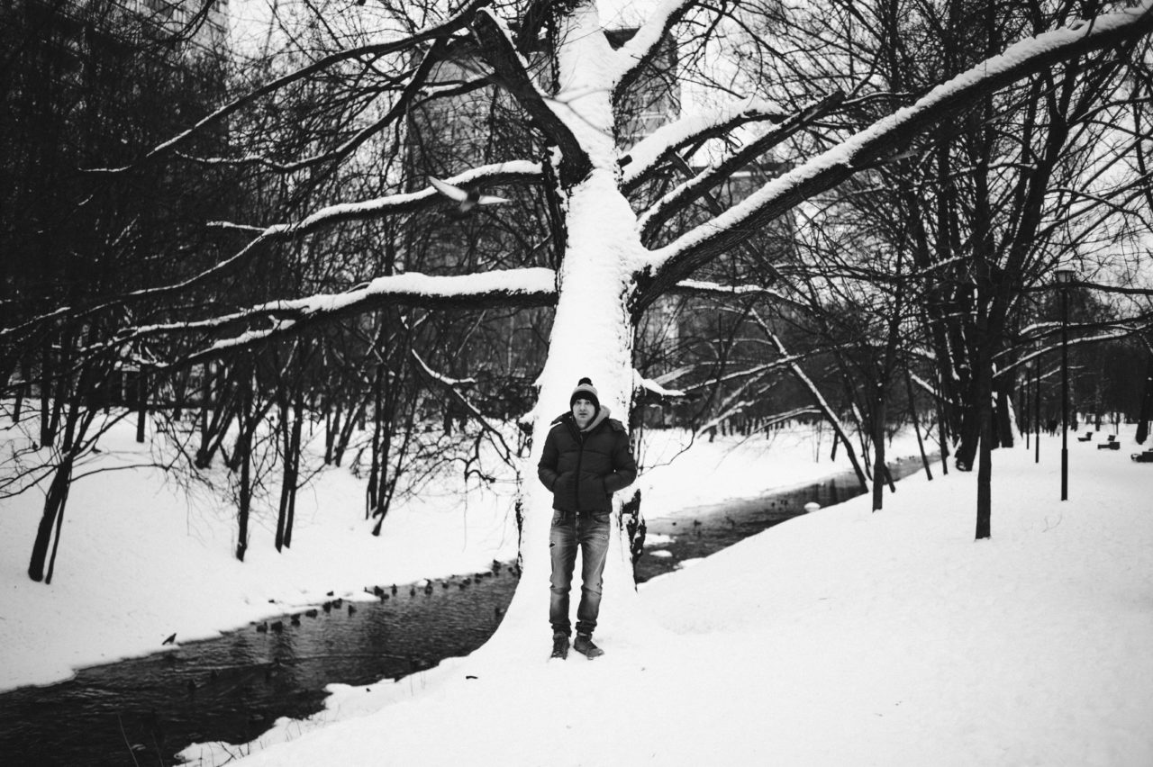 Николай на прогулке в парке Фото: Константин Чалабов для ТД