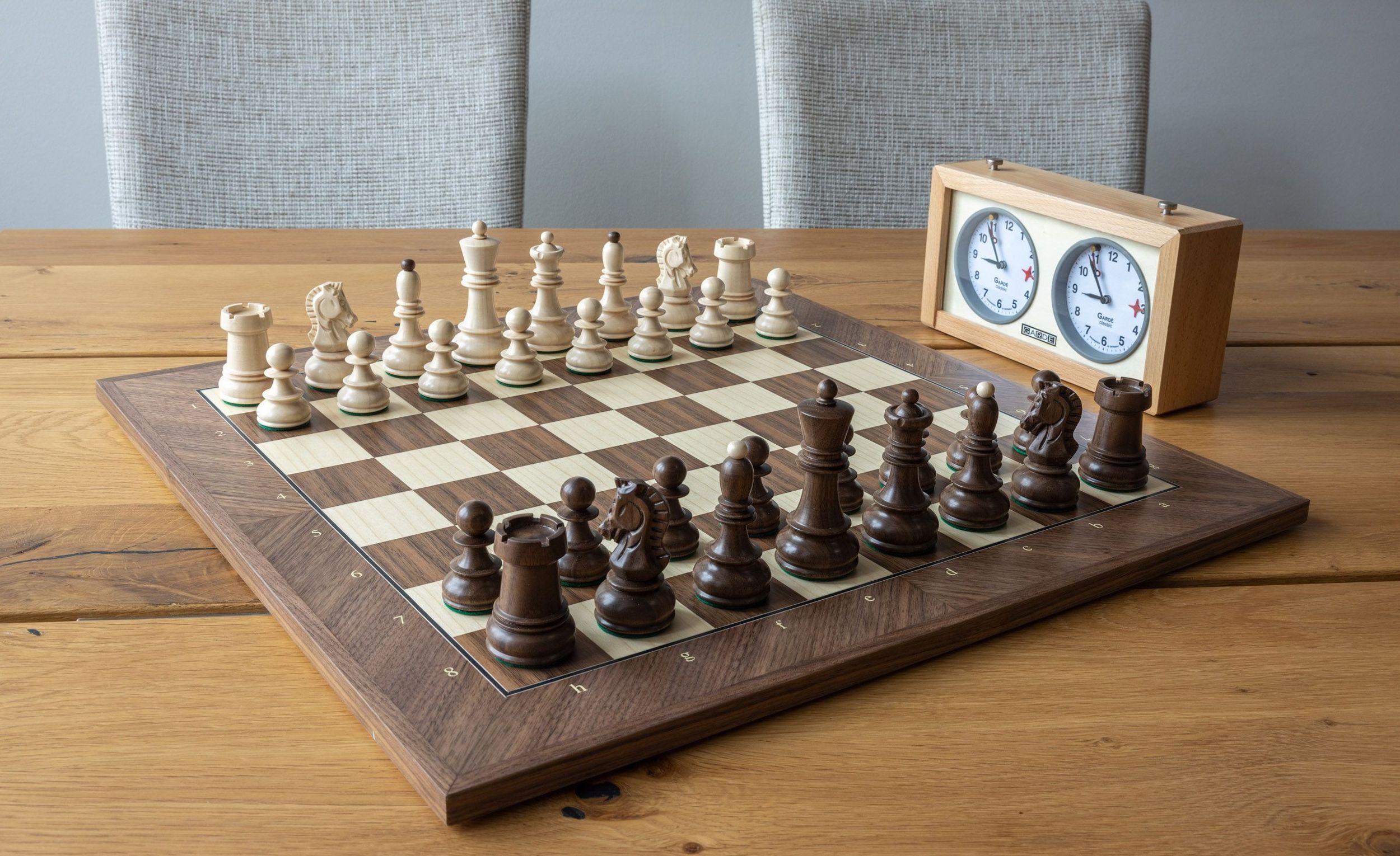 Оригинальный комплект Дубровницких шахмат. Фото: группа ВК Dubrovnik Chess Set
