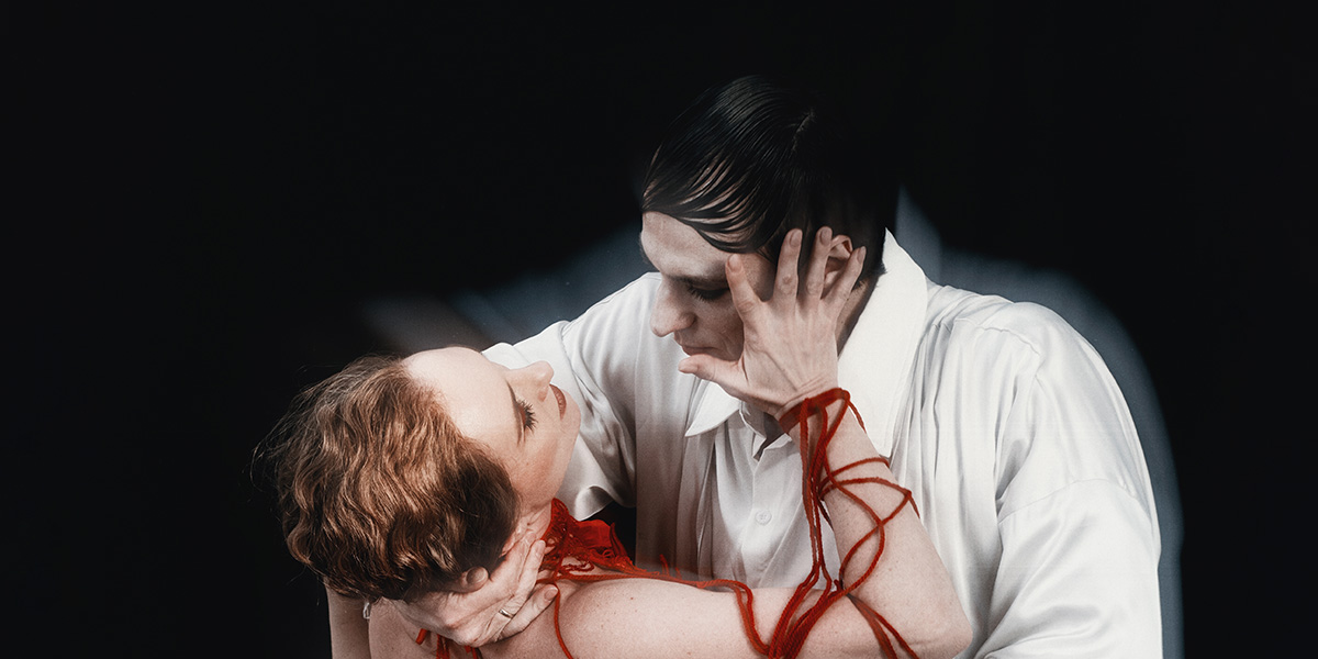 «Почему я сейчас очень тороплюсь?» — интервью с создателями спектакля «Нить»