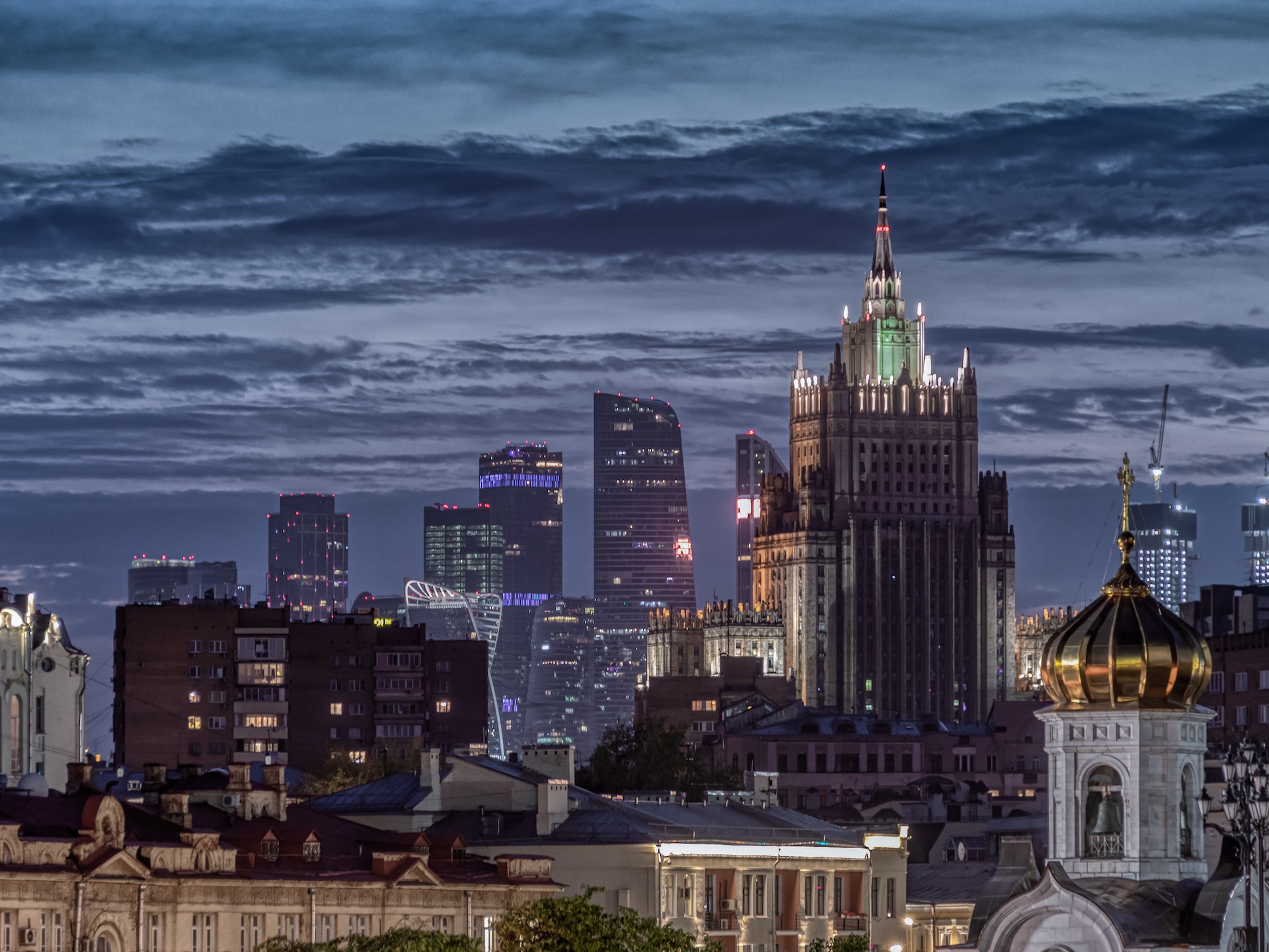 В Москву придет экстремальное тепло — прогноз погоды на 4—6 ноября от  Гидрометцентра