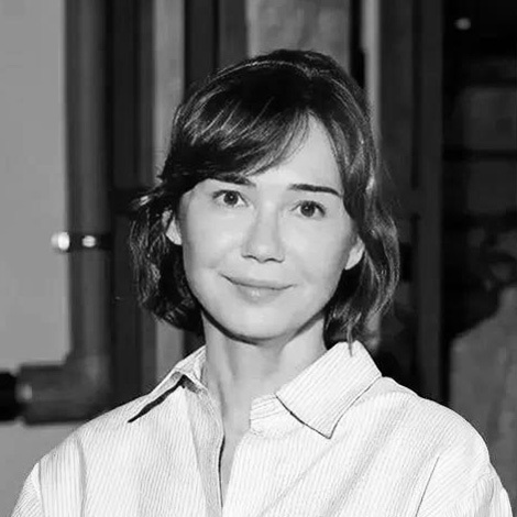Елена Харламова