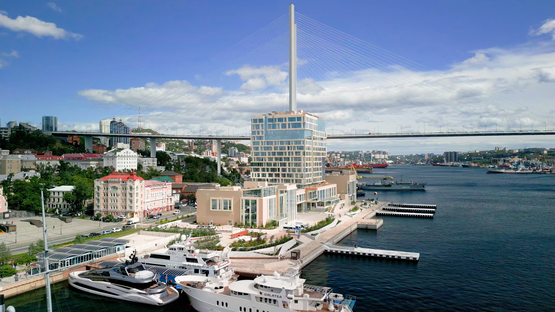 Вид на отель VLADIVOSTOK Grand Hotel & SPA