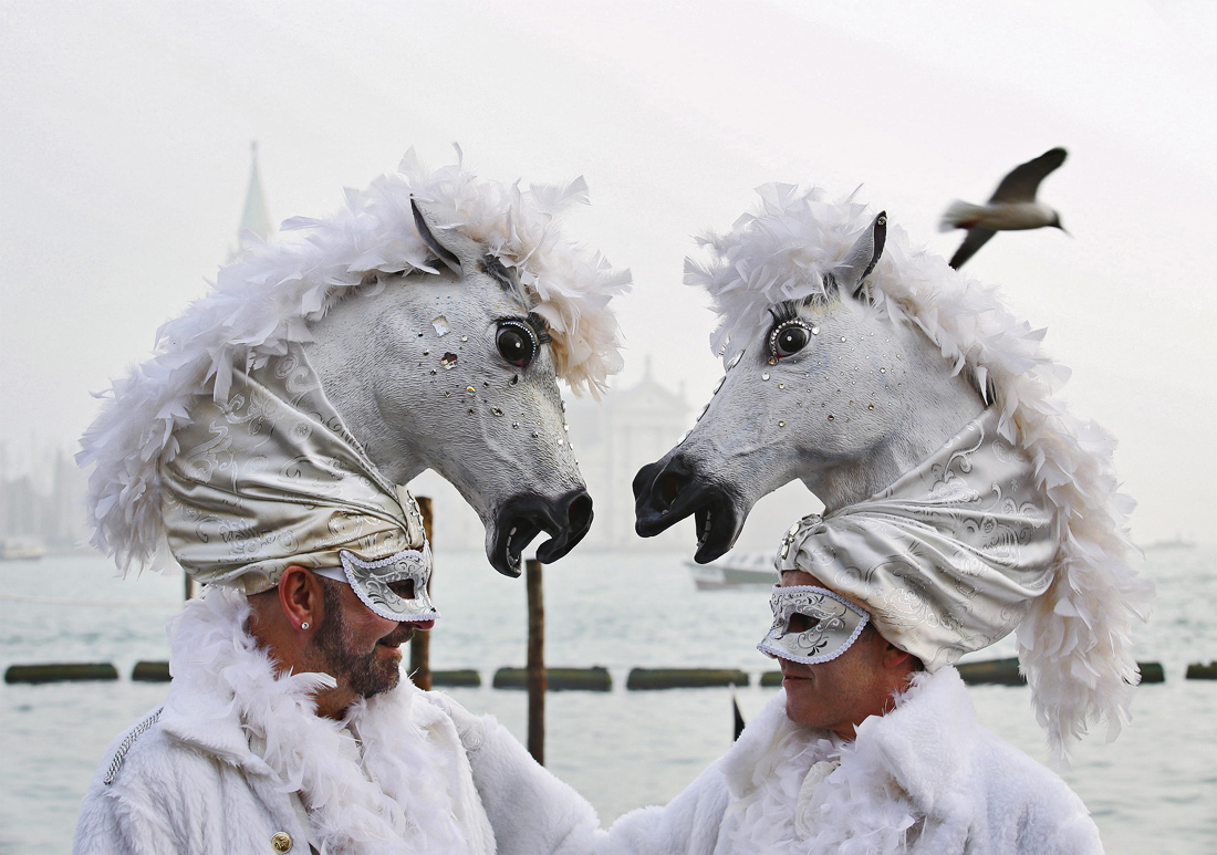 Венеция, Италия. Карнавал на площади святого Марка. Он проходит тут каждый февраль вот уже почти девять веков