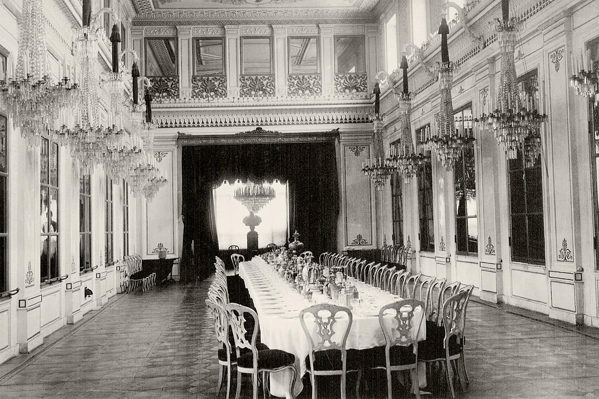 Белый зал, начало XX века