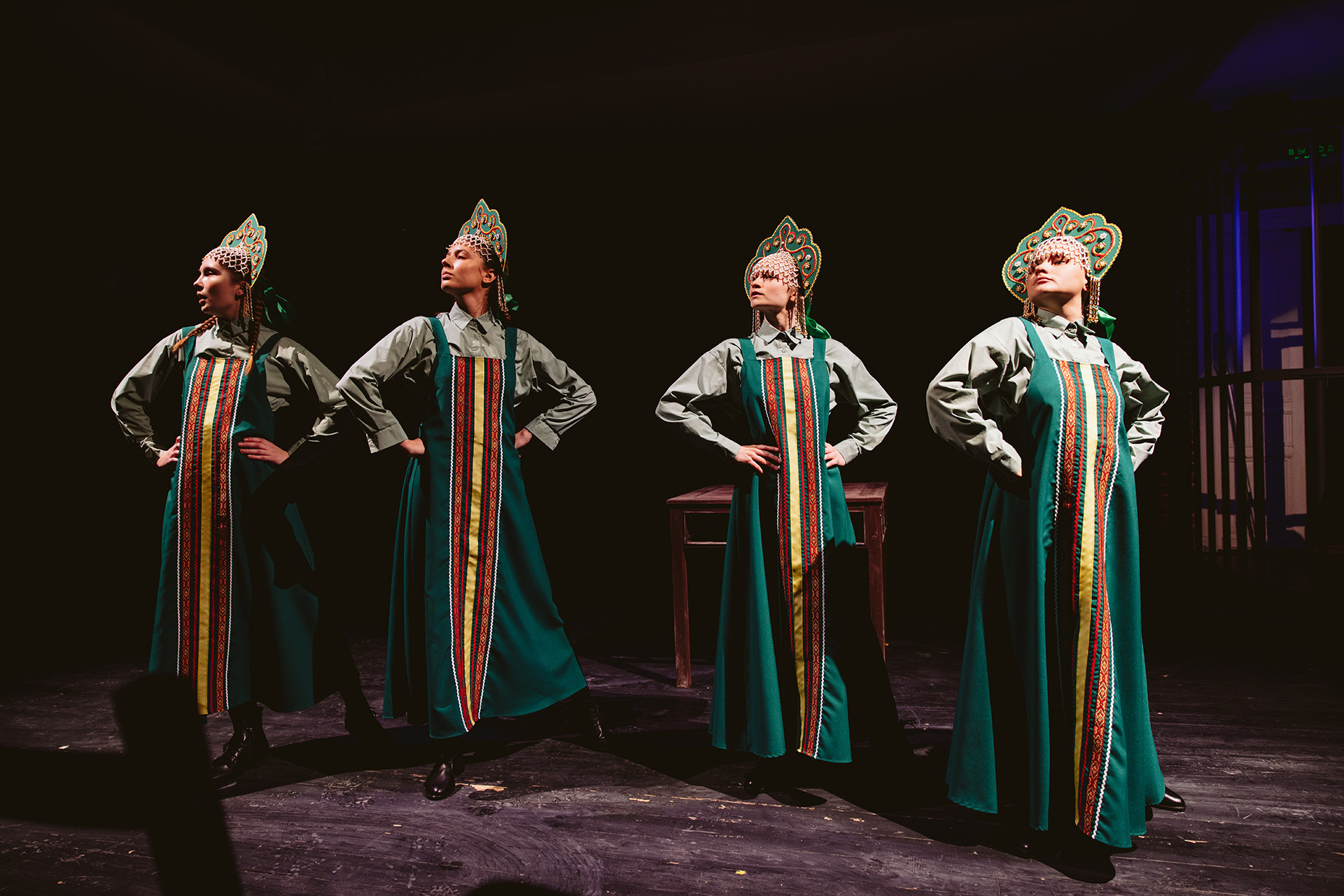 Сцена из спектакля «День закрытых дверей»