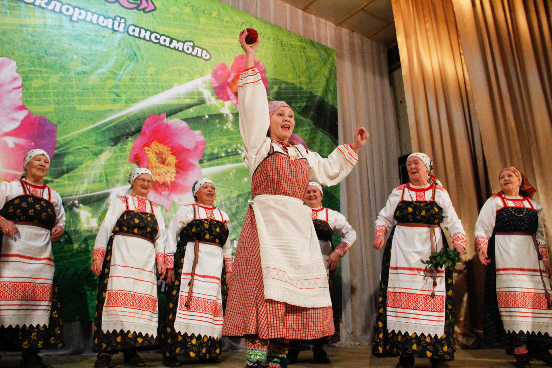 Выступление ансамбля «Сипертас»