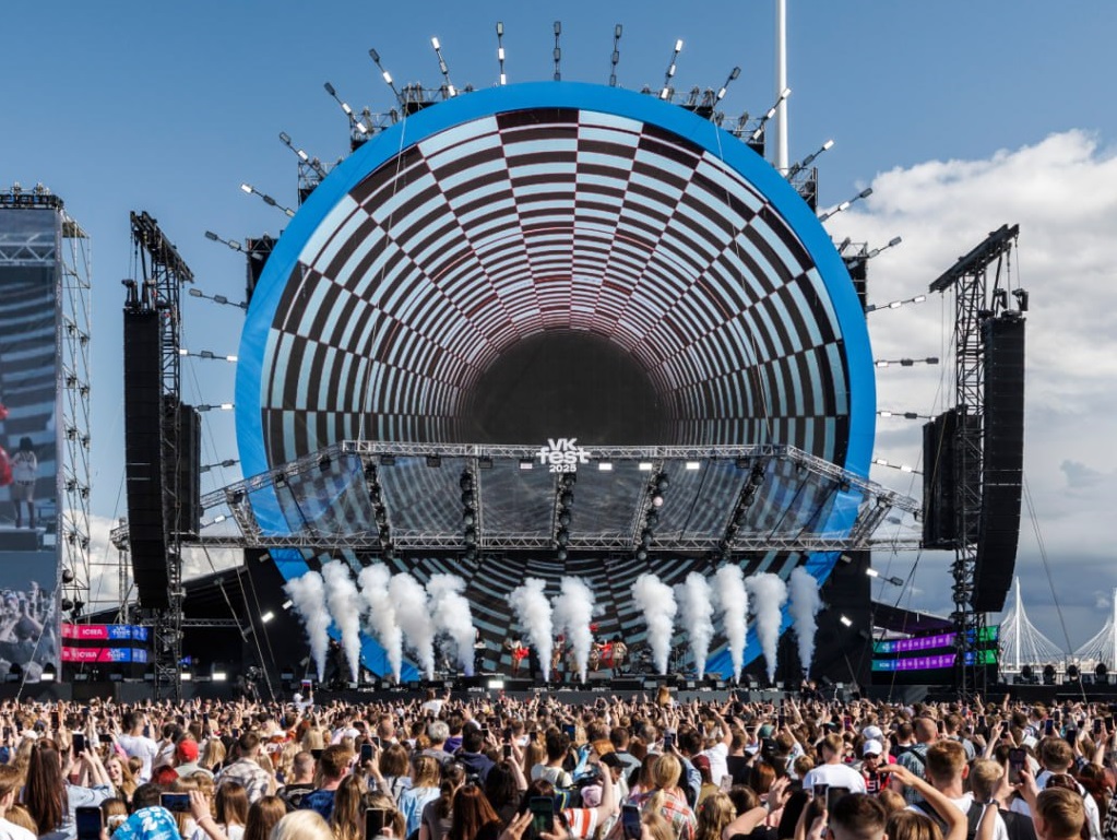 VK Fest 2025: Полная программа заключительных дней в Лужниках! Узнайте, кто выступит и что вас ждет!