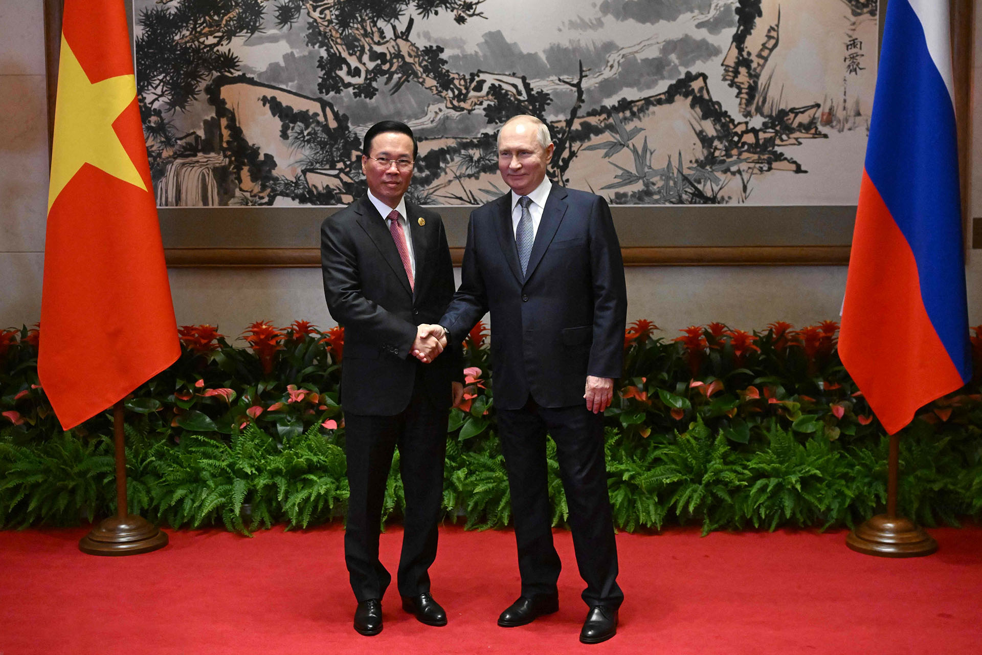 Владимир Путин с Во Ван Тхыонгом