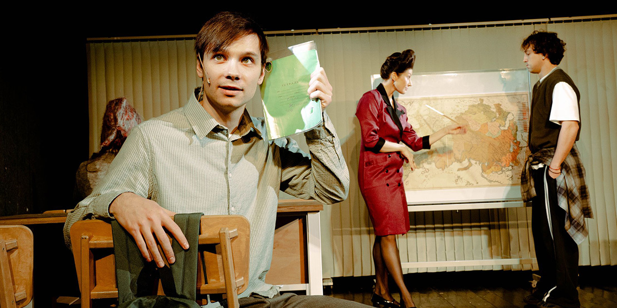 Метафизика «человейников» и письма в Град Небесный: пять лучших спектаклей по современной российской прозе